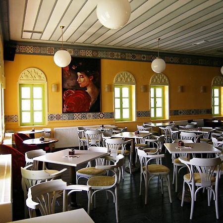 Linouria Hotel Nimfaíon Екстериор снимка