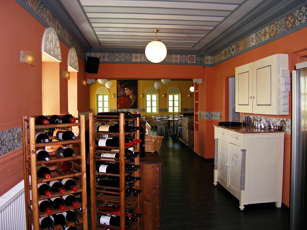 Linouria Hotel Nimfaíon Екстериор снимка