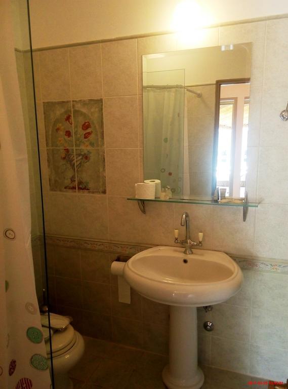 Linouria Hotel Nimfaíon Екстериор снимка