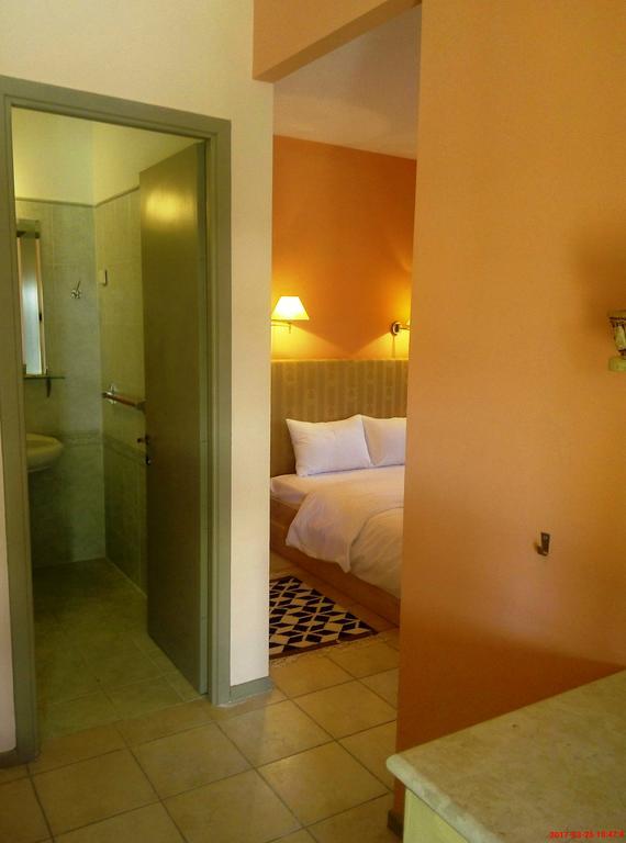 Linouria Hotel Nimfaíon Екстериор снимка