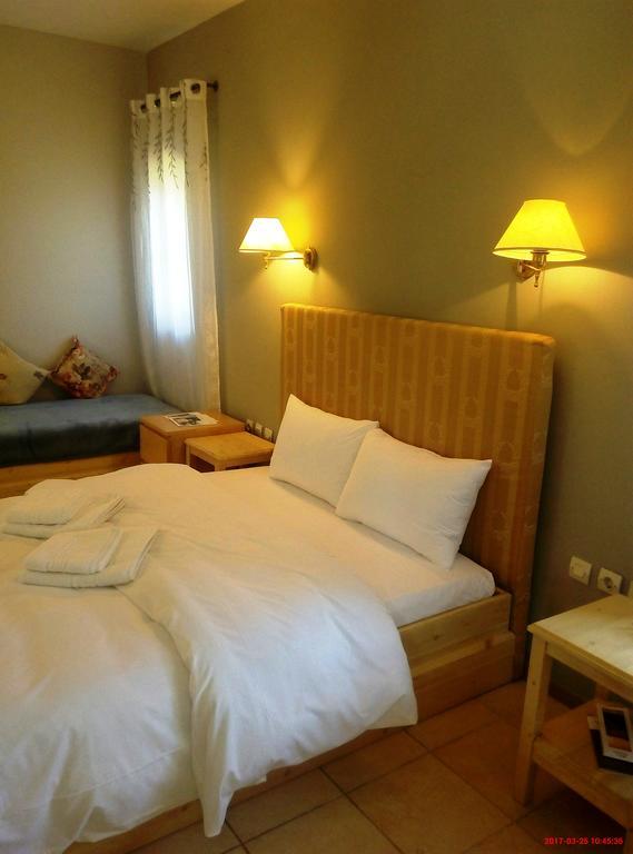Linouria Hotel Nimfaíon Екстериор снимка