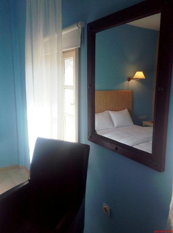 Linouria Hotel Nimfaíon Екстериор снимка